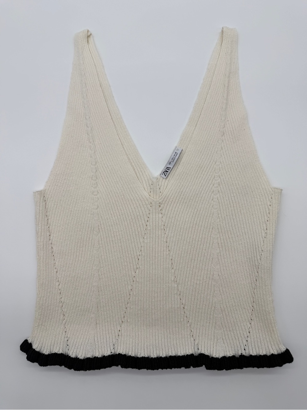 Knit Crochet Tank Top Cream White V-Neck Black Ruffle Trim Size Large Cropped
